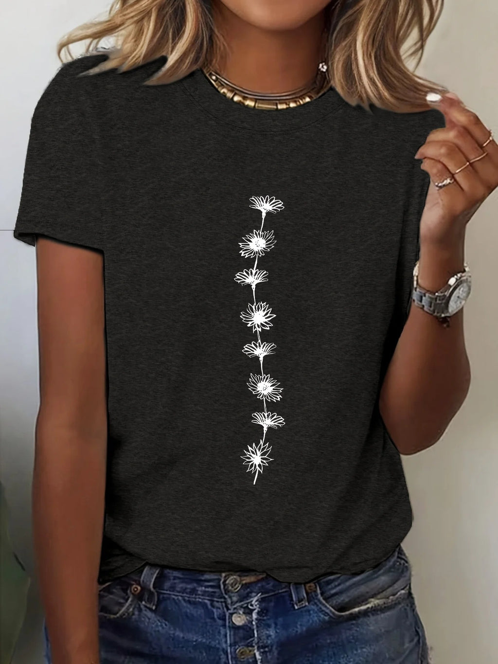 Women's Casual Sunflower Print T-Shirt - Apex Goods Co