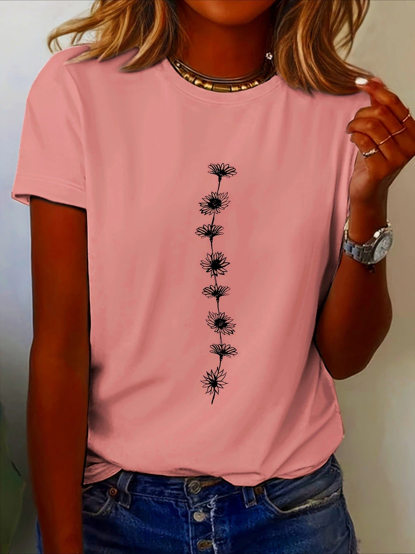 Women's Casual Sunflower Print T-Shirt - Apex Goods Co