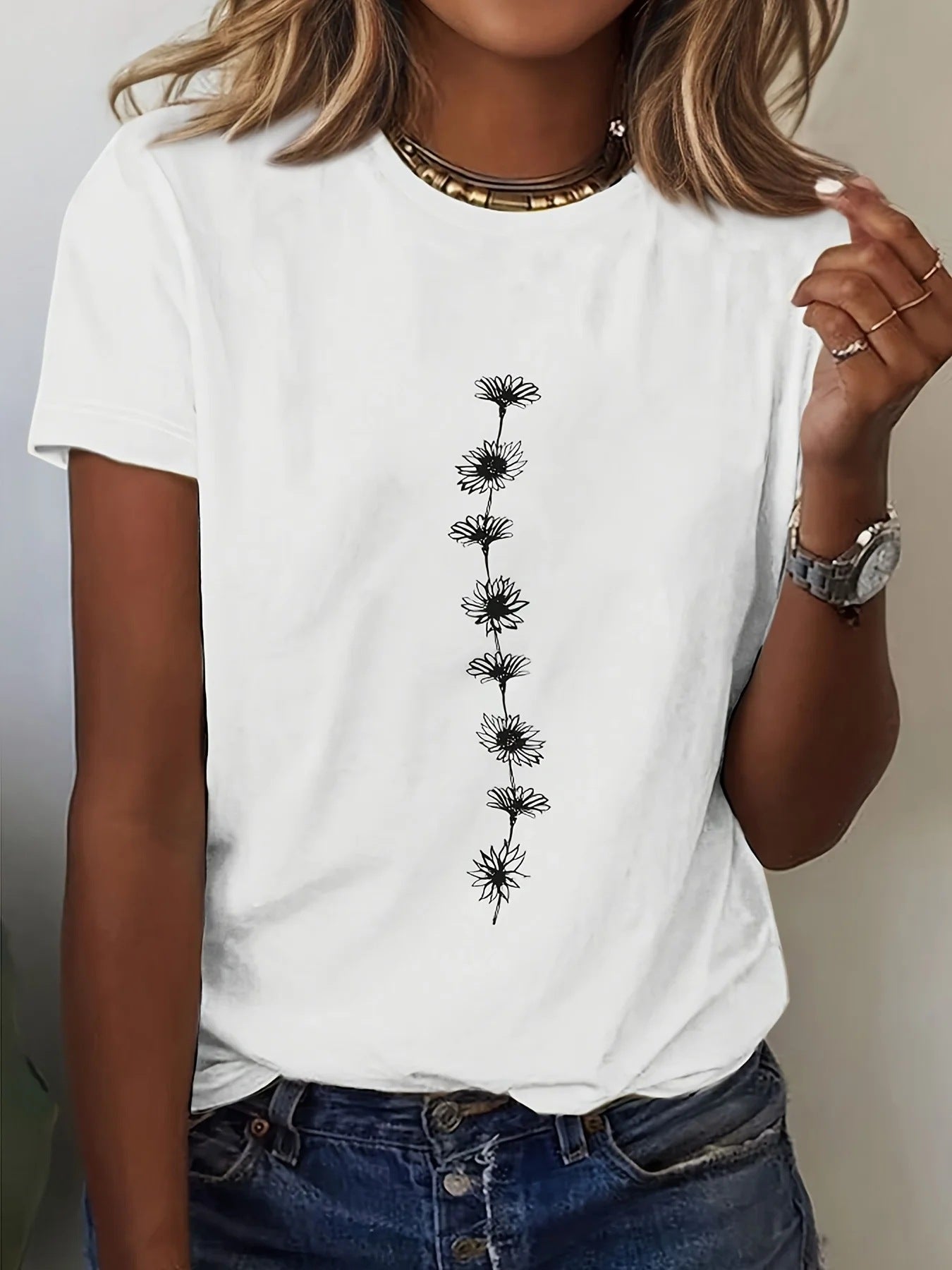 Women's Casual Sunflower Print T-Shirt - Apex Goods Co